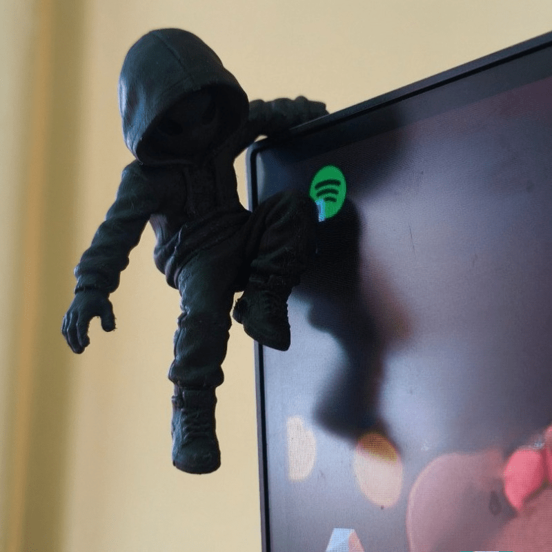 Climb Hoodie Alien Mini Statue - Retro Gaming Room ulasan dan harga